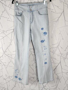 725 Originals VTG Light Wash Floral Embroidered Bootcut Jeans